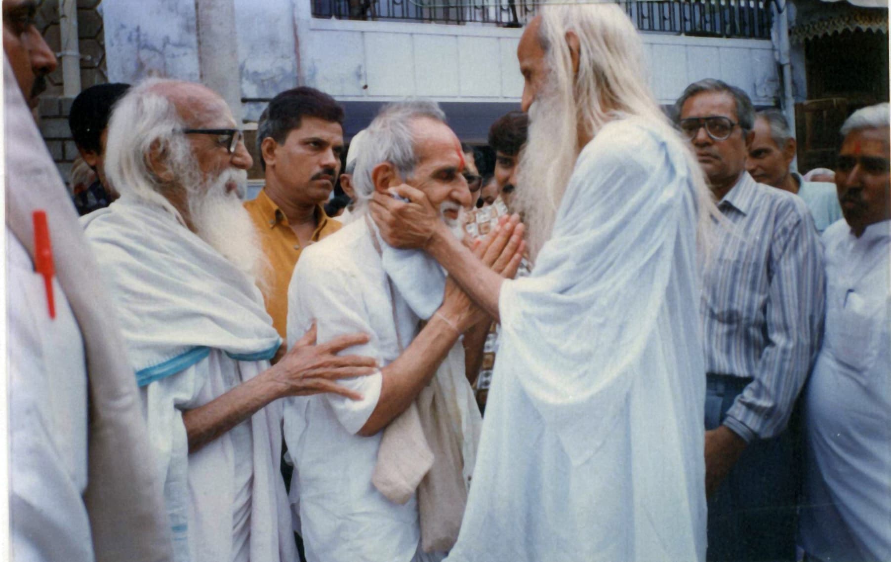 સંતો સાથે