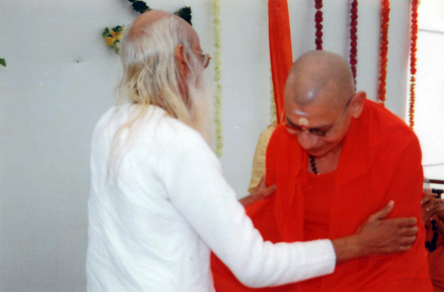 સંતો સાથે