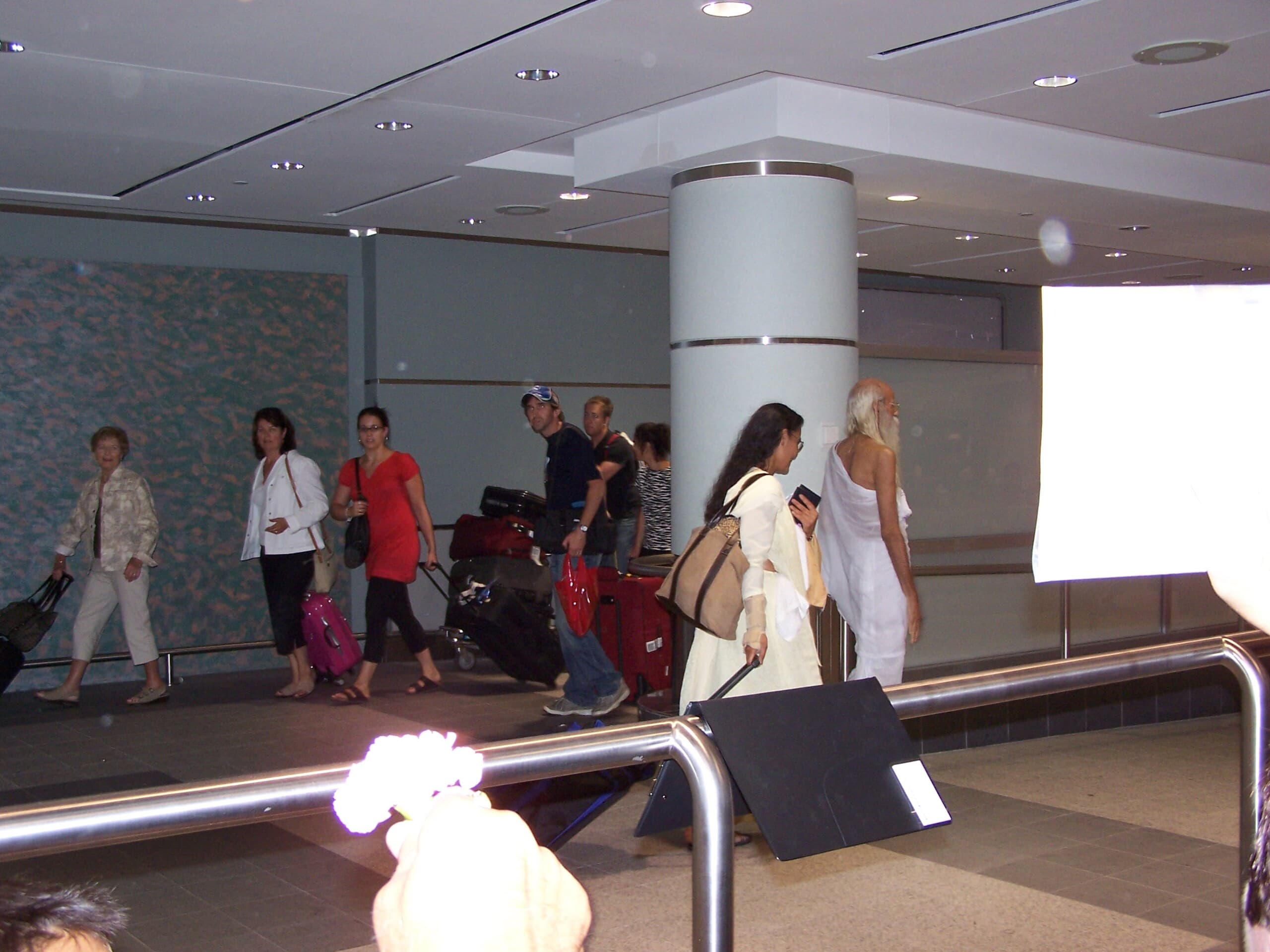 આગમન-વિદાય - 33