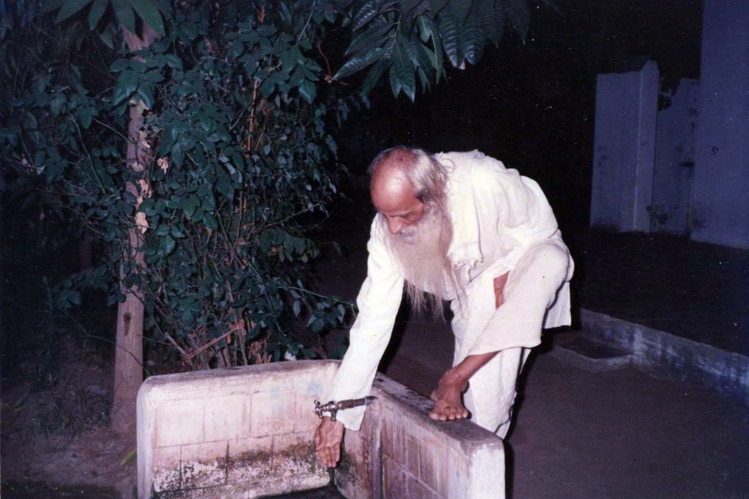 લીંચ - અવધૂત કુટીર