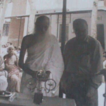 વિકલાંગોને સહાય